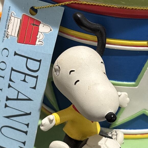 Westland Peanuts Collection Snoopy All Stars Globe Musical #8281 WORKS **READ - Picture 5 of 9